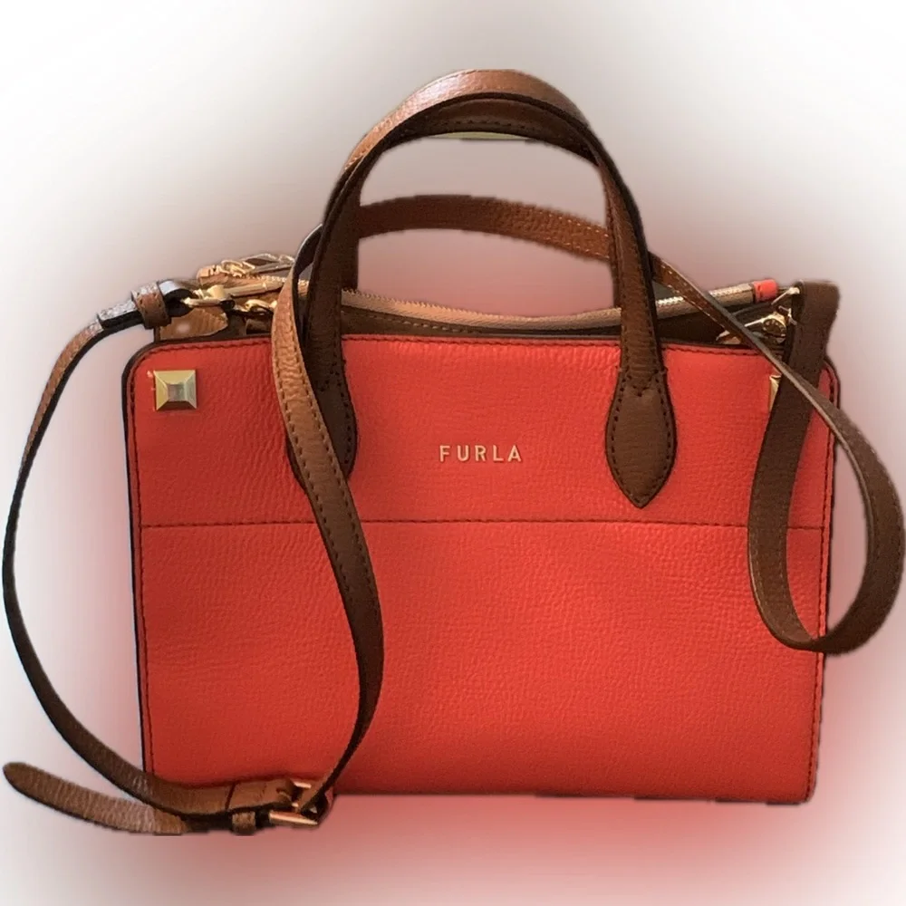 Furla NWOT $458.00 MSRP Small Afrodite Convertible Tote Bag - Picture 13 of 13